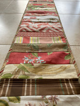 Table runner Deep corals